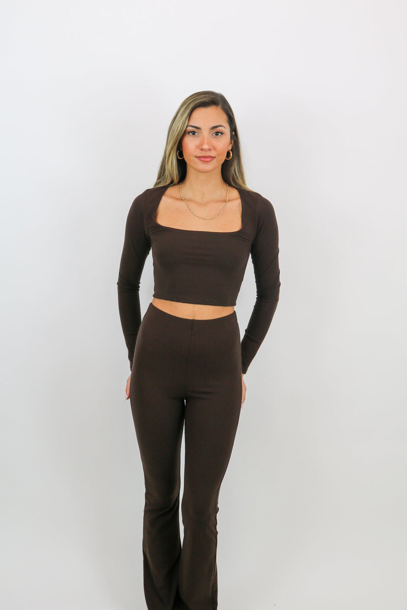 Ribbed Scoop Neck Top | Brown