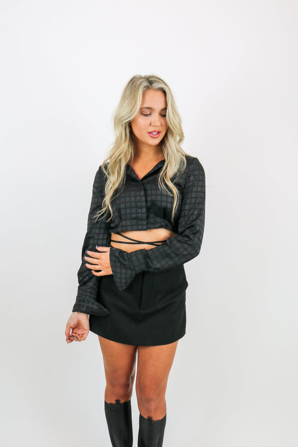 Moonlight Satin Crop Blouse | Black